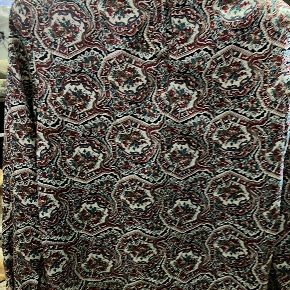 Patterned Long Sleeve Blouse - Picture 7 of 8